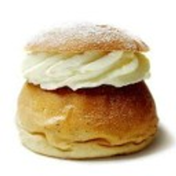Semla emoji
