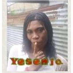 Yesenia emoji