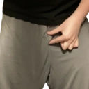 Pantspinch emoji