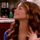 Hairflip Zendaya emoji